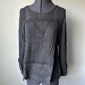 Taylor & Sage top rayon gray lace sheer long sleeve size small